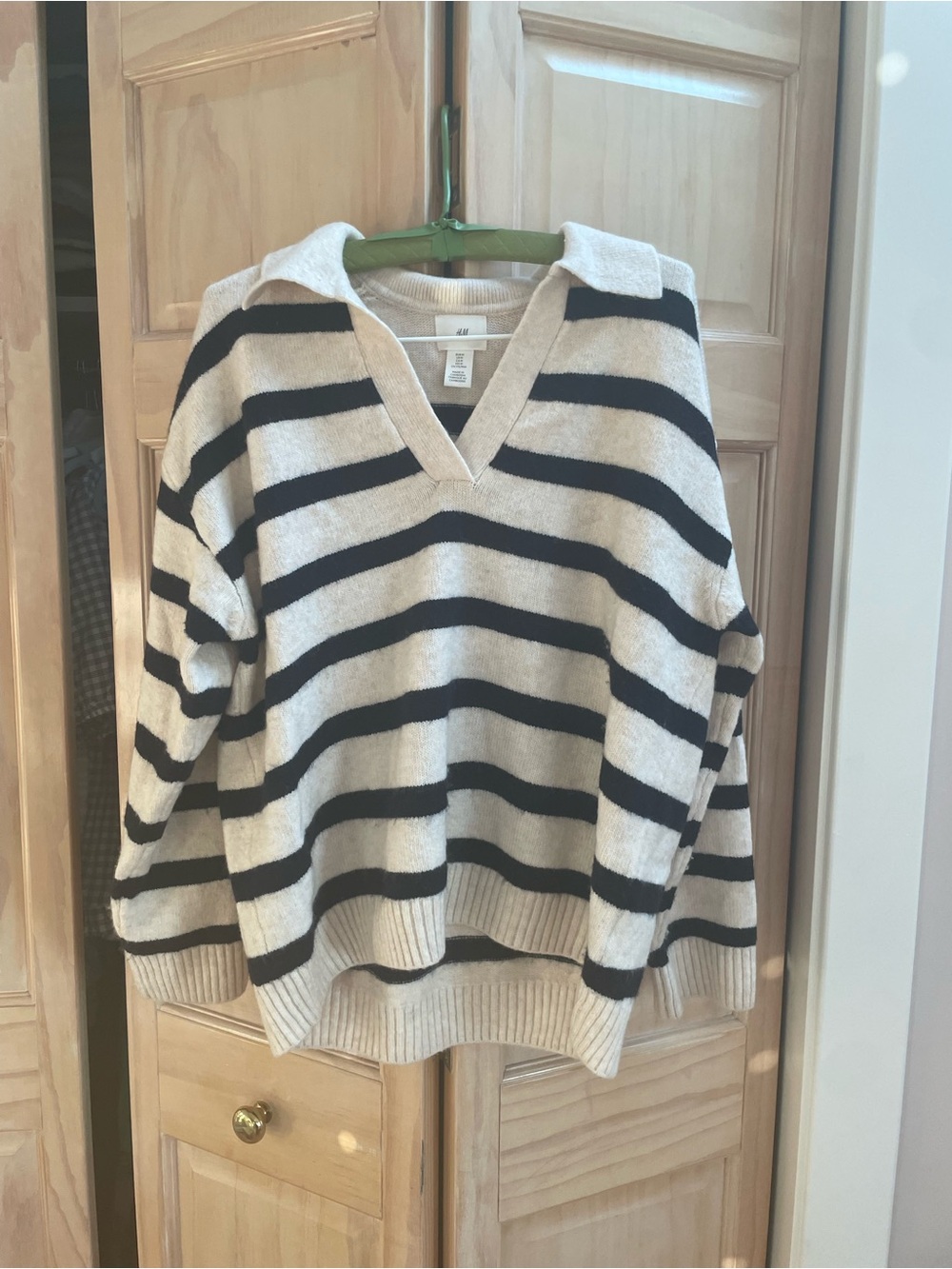 H&M Cream & Black Striped V-Neck Sweater